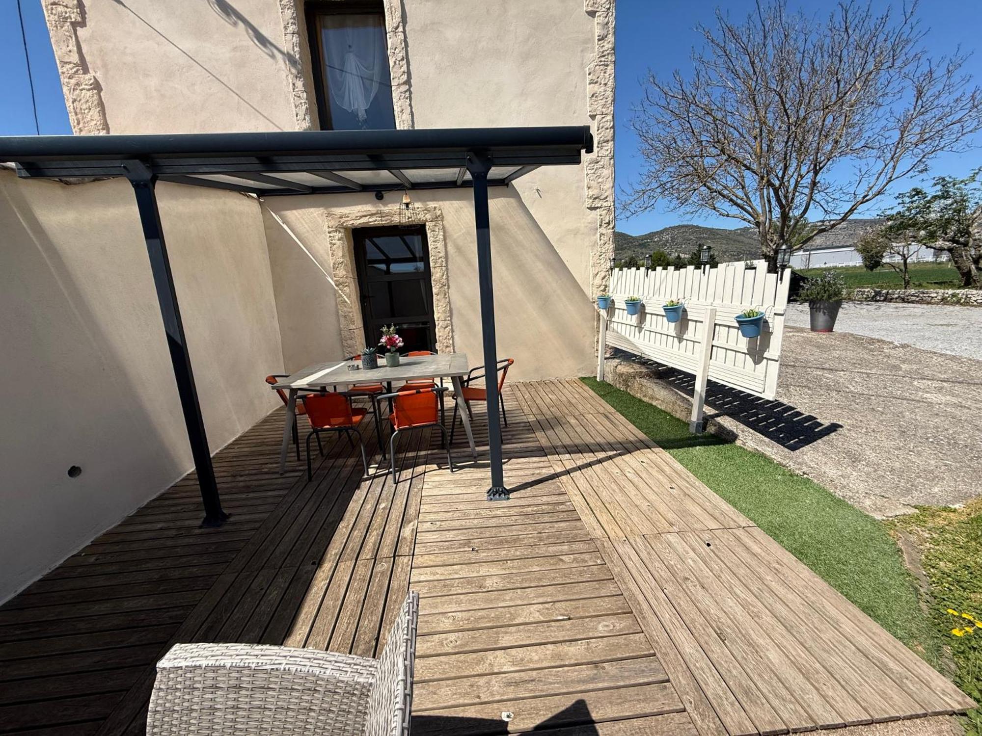 Au Calme, Confortable Avec Terrasse Le Pouzin Εξωτερικό φωτογραφία